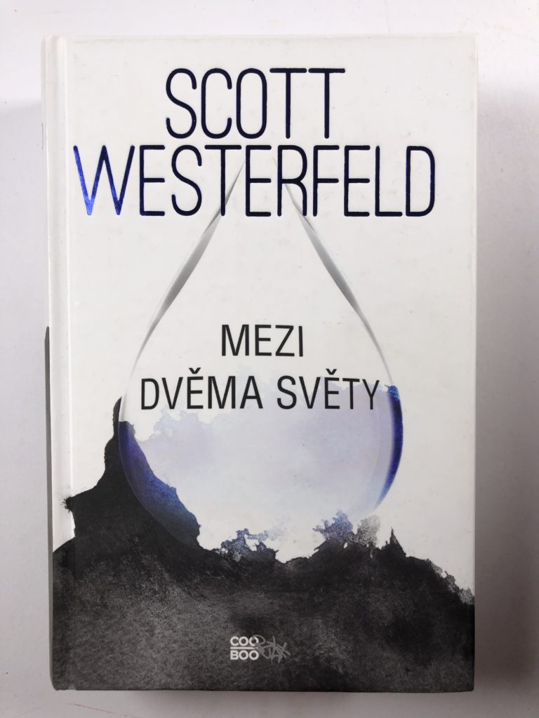 Levně Mezi dvěma světy