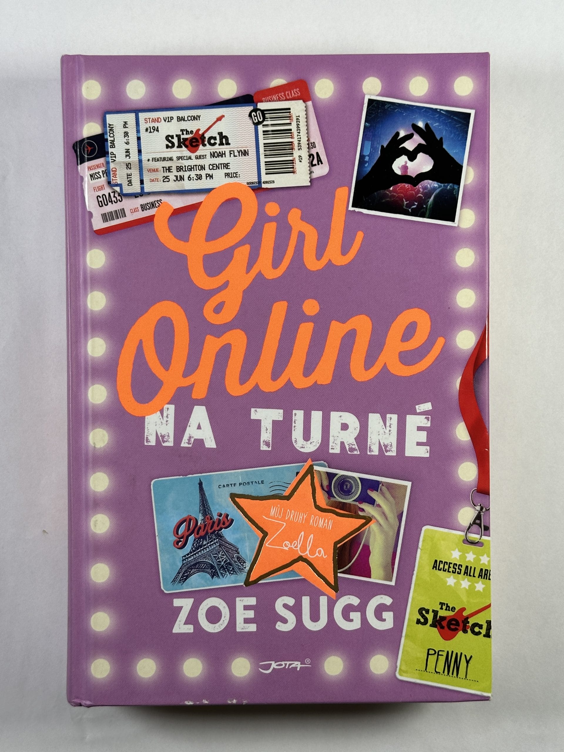 Levně Girl Online - Na turné