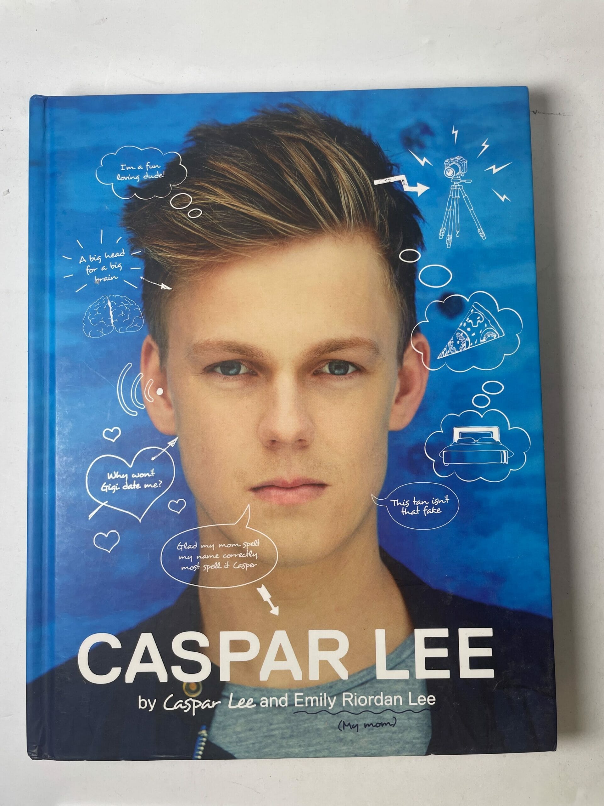 Levně Caspar Lee Pevná