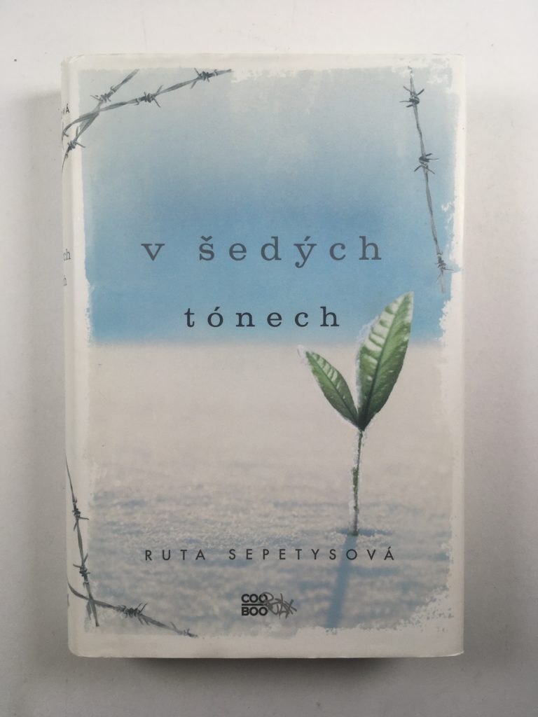 V šedých tónech Pevná (2017)