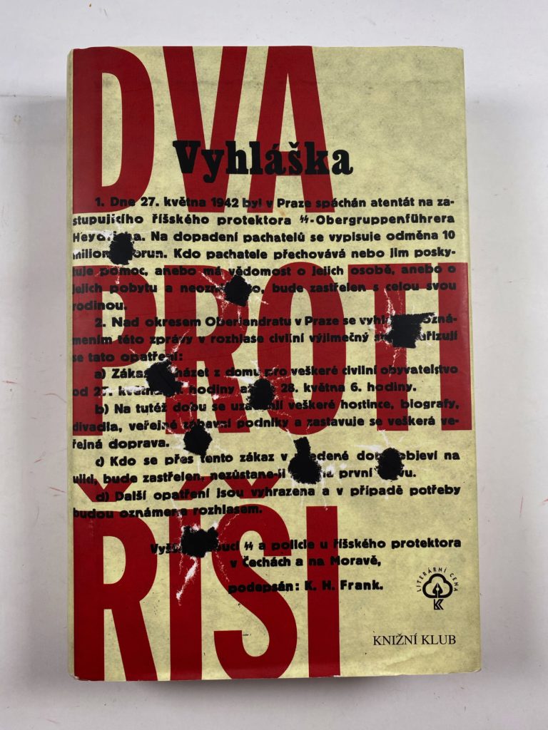 Levně Dva proti Říši Pevná (2018)