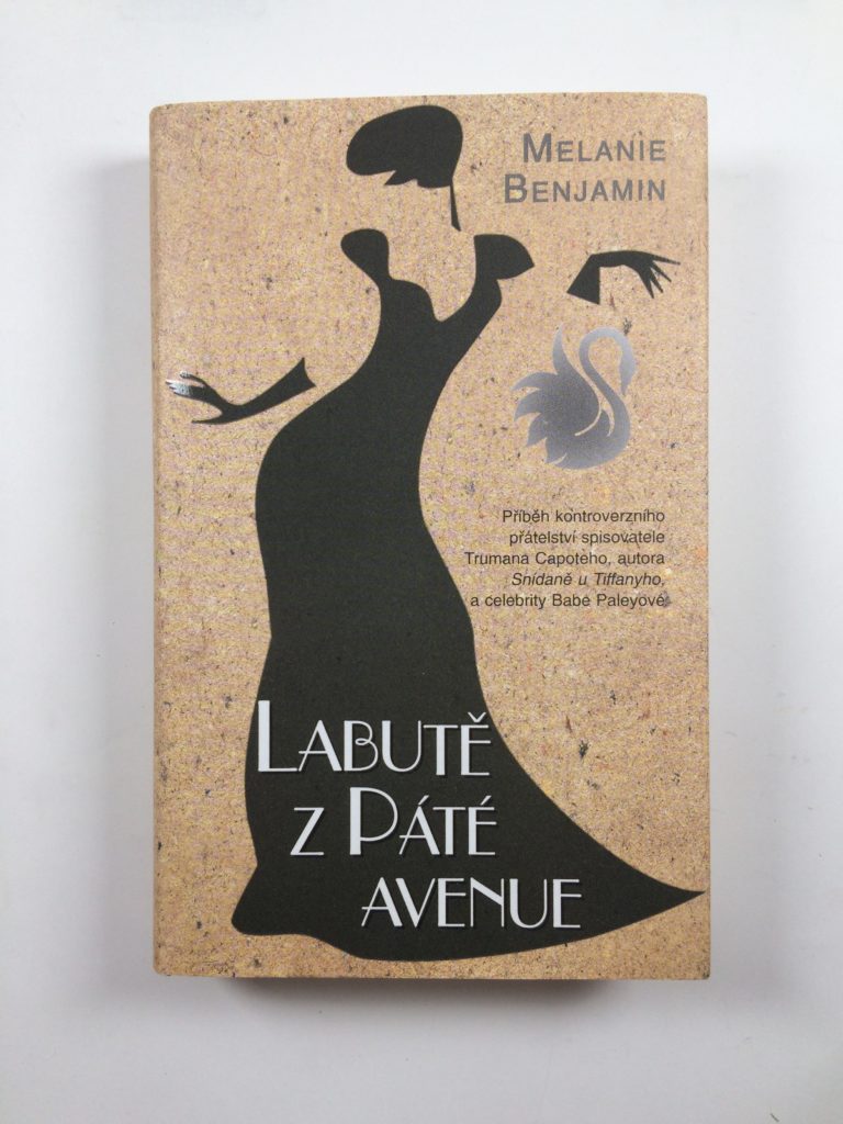 Labutě z Páté avenue Pevná (2017)