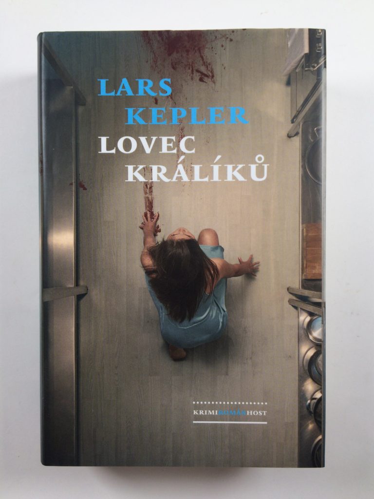 Levně Lovec králíků Pevná