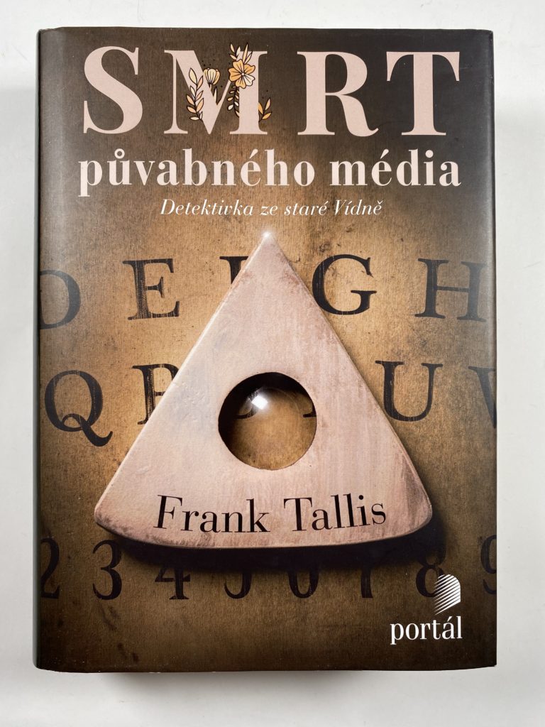 Smrt půvabného média
