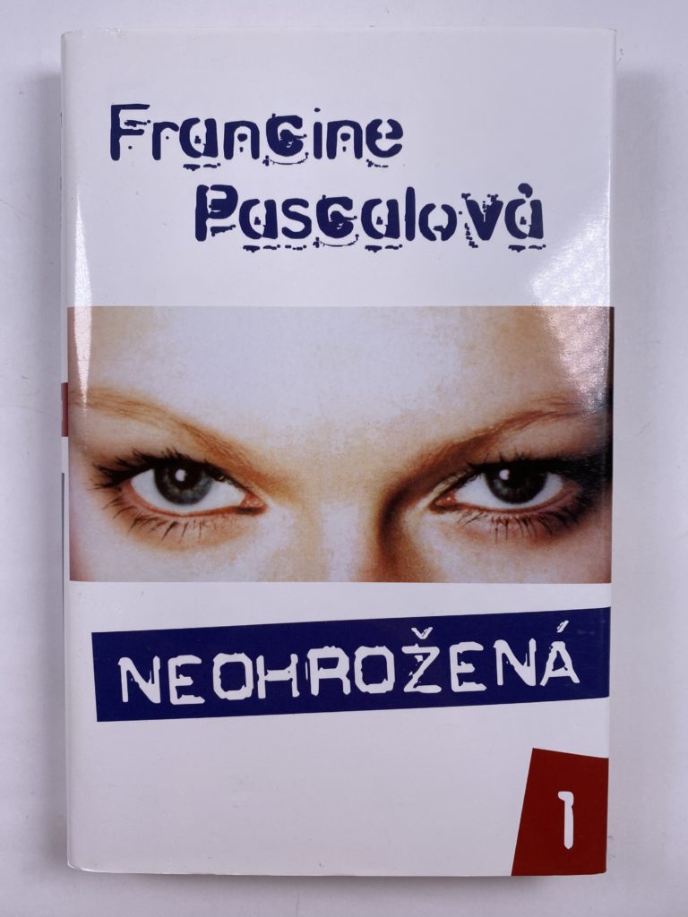 Levně Neohrožená Pevná (2005)