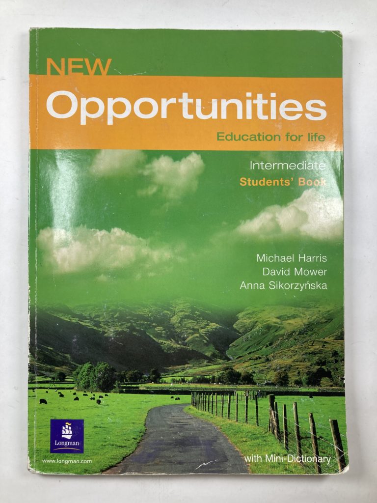 Levně New Opportunities Intermediate Students´ Book