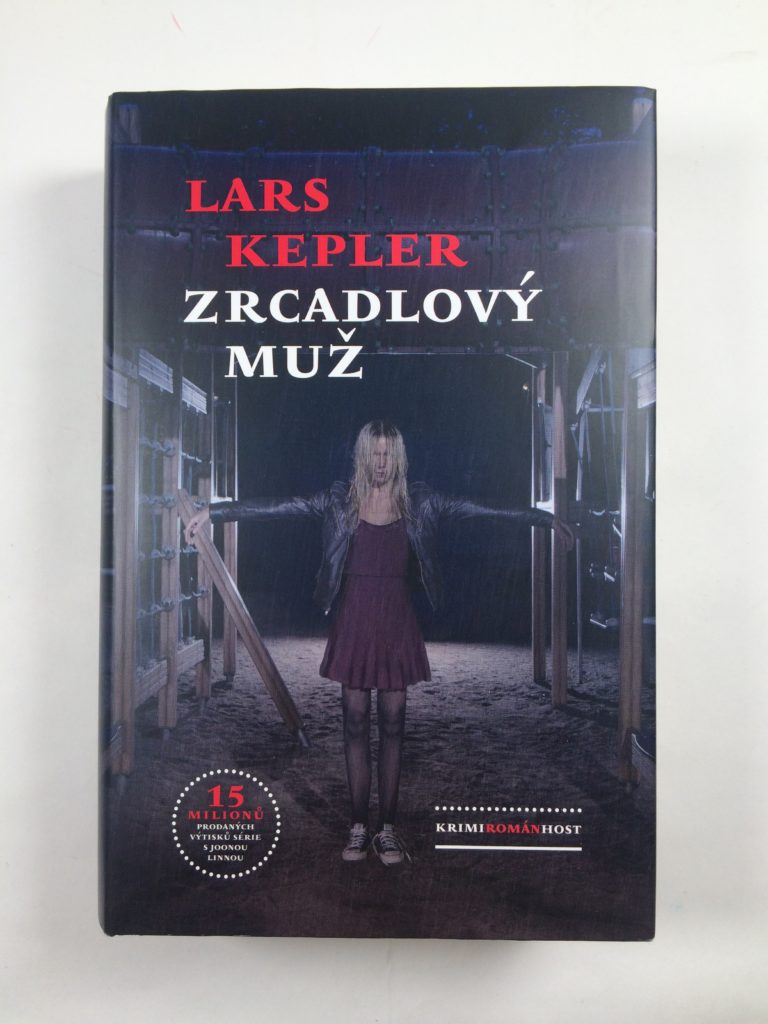 Levně Zrcadlový muž Pevná