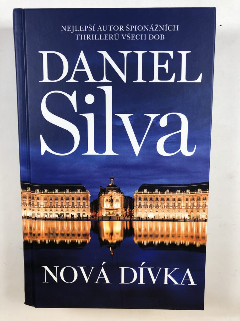 Levně Nová dívka