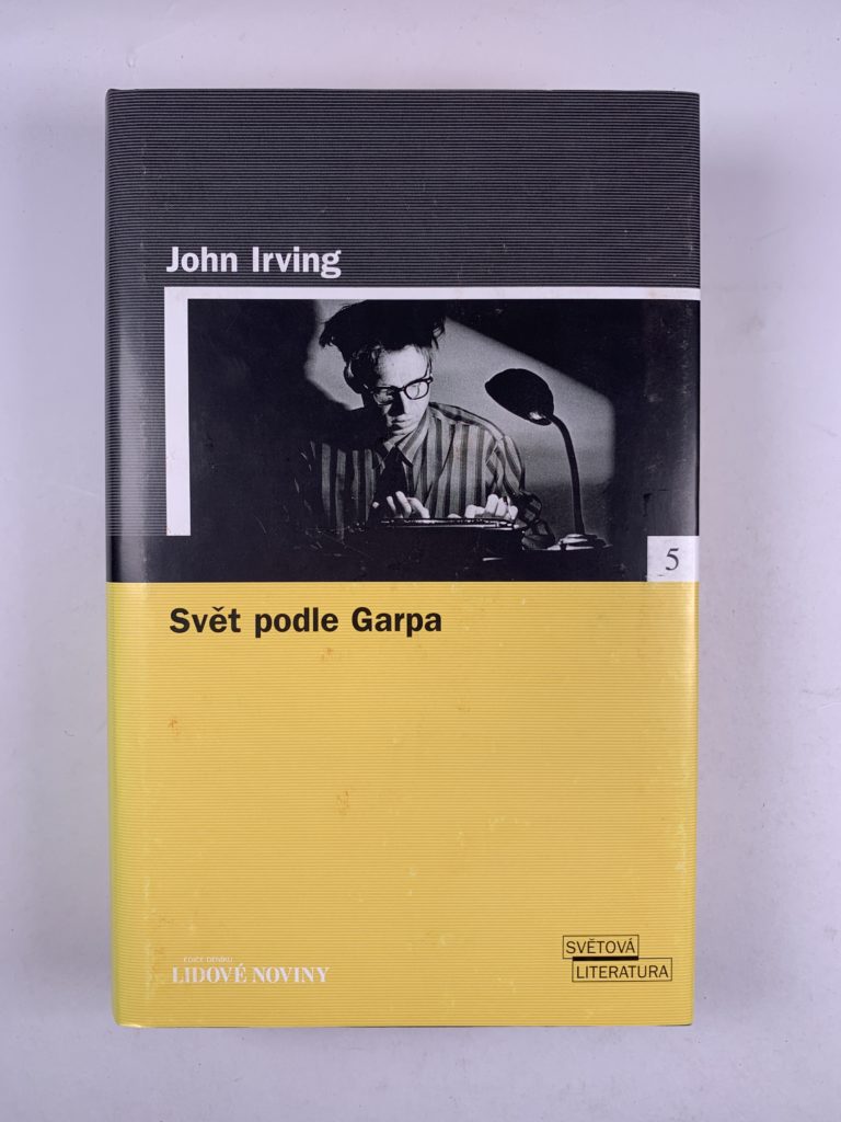 Levně Svět podle Garpa Pevná (2005)