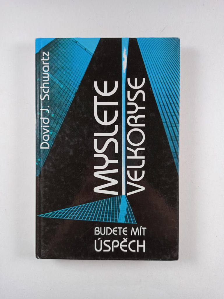 Myslete velkoryse Pevná