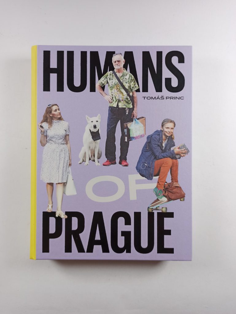 Levně Humans of Prague Pevná (fialová)