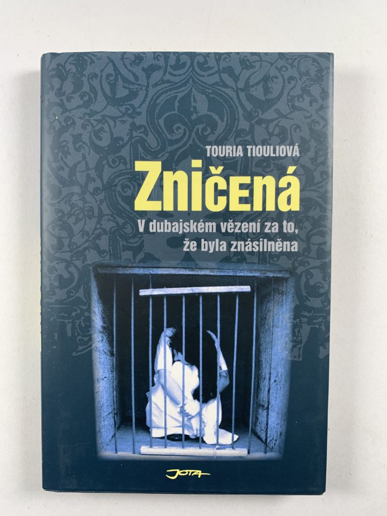 Zničená
