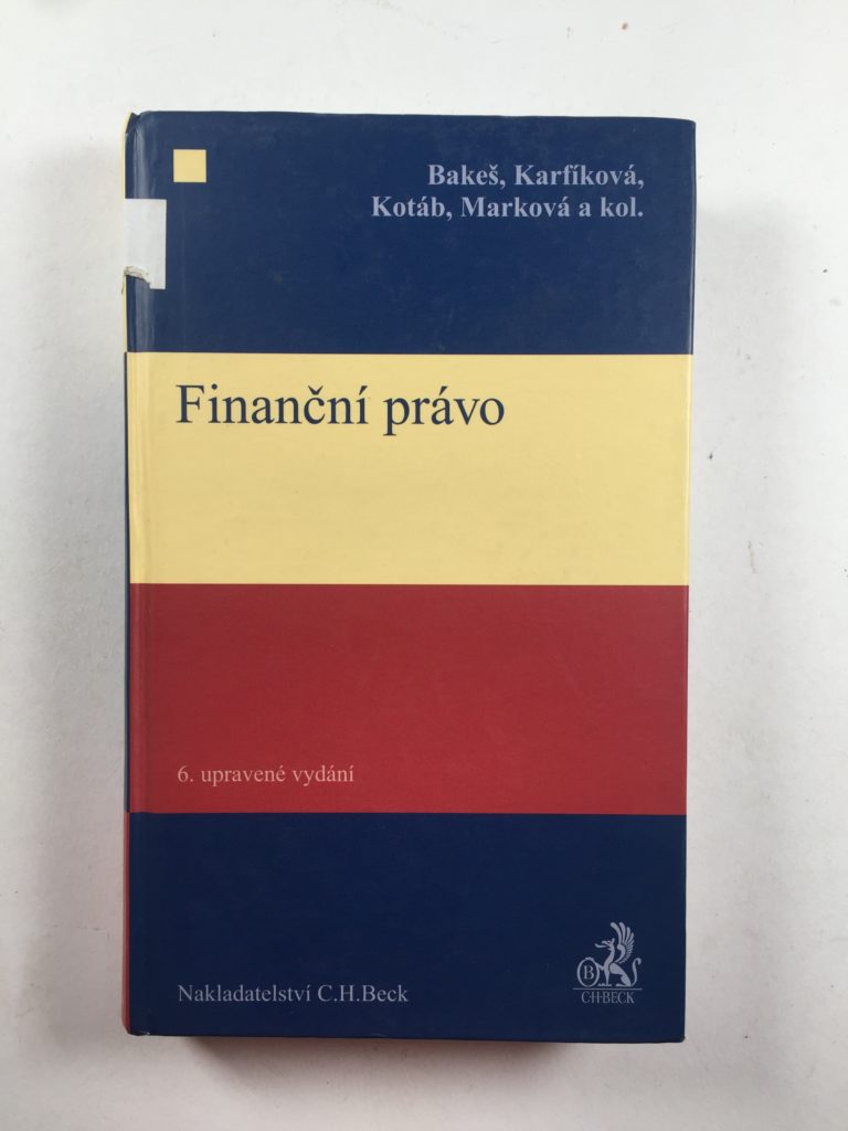 Levně Finanční právo Pevná (2012)