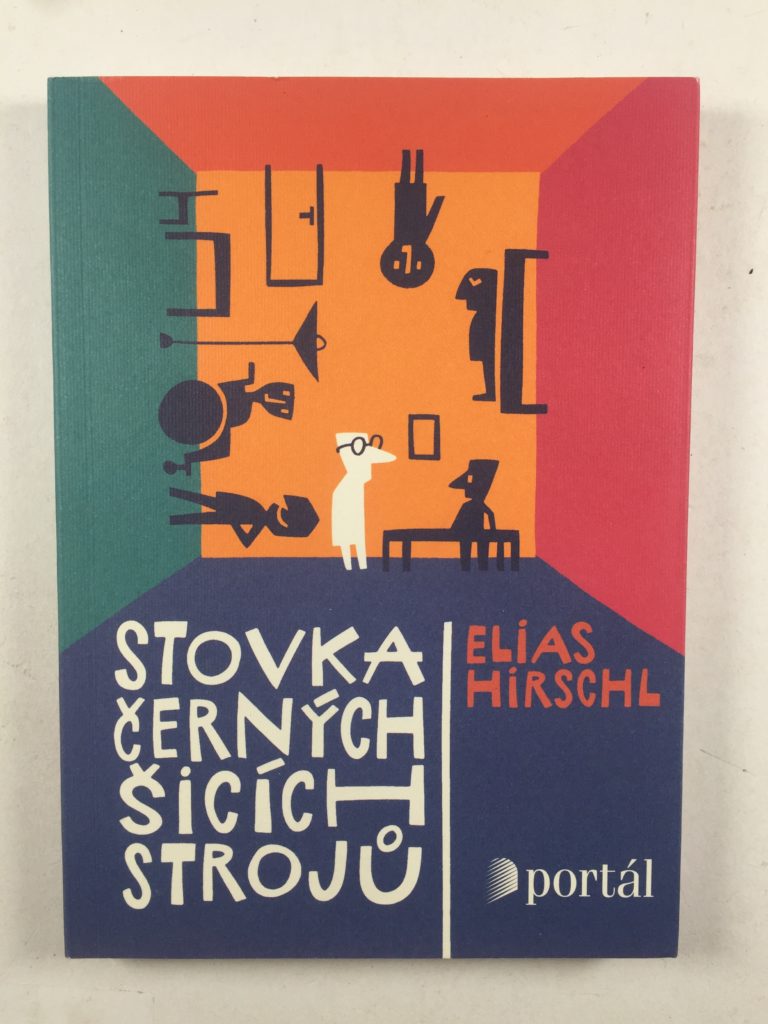 Stovka černých šicích strojů