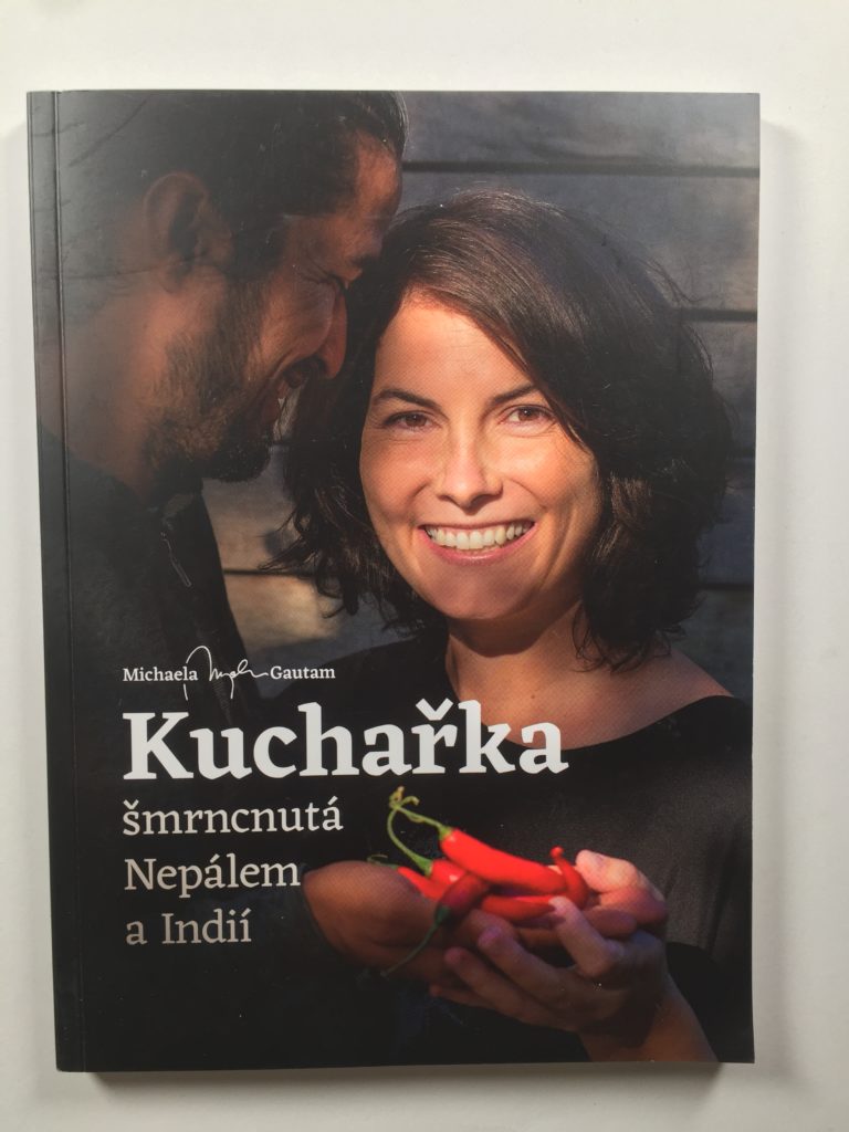 Levně Kuchařka šmrncnutá Nepálem a Indií Měkká (2020)