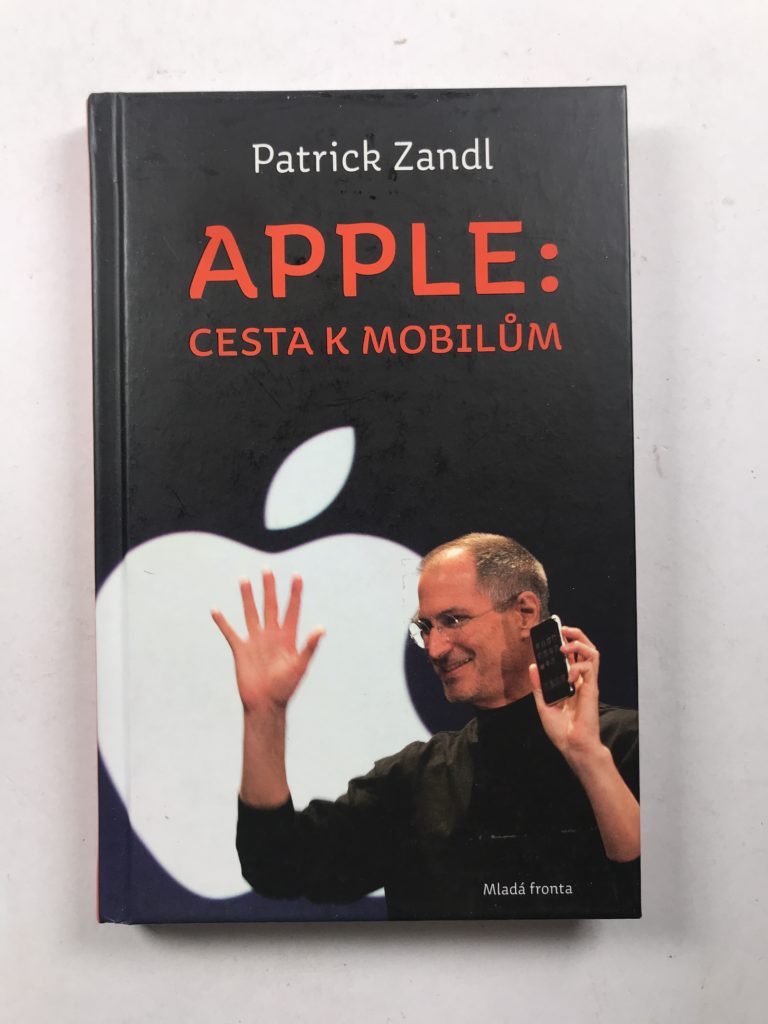 Levně Apple: cesta k mobilům