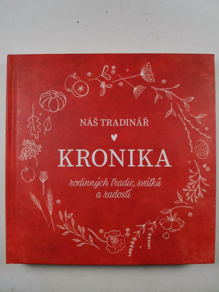 Náš Tradinář - Kronika rodinných tradic, svátků a radostí