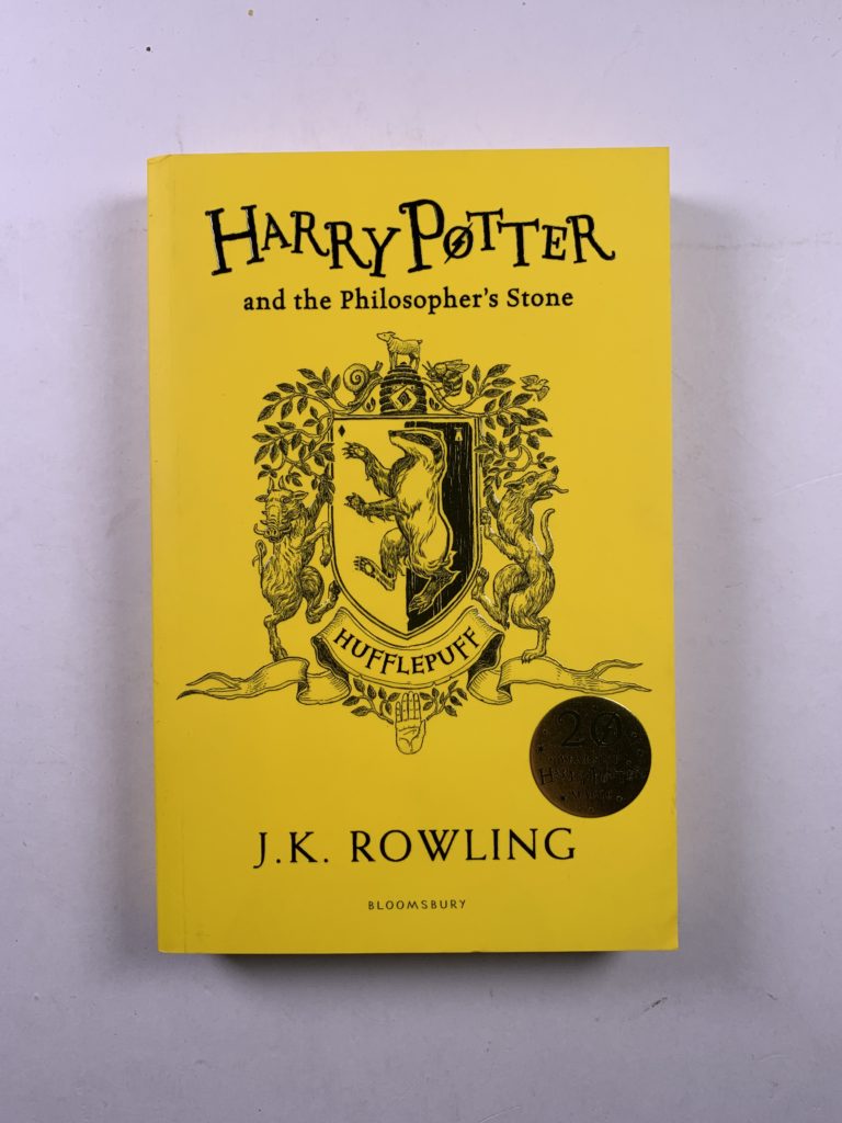 Harry Potter and the Philosopher's Stone Měkká (žlutá)