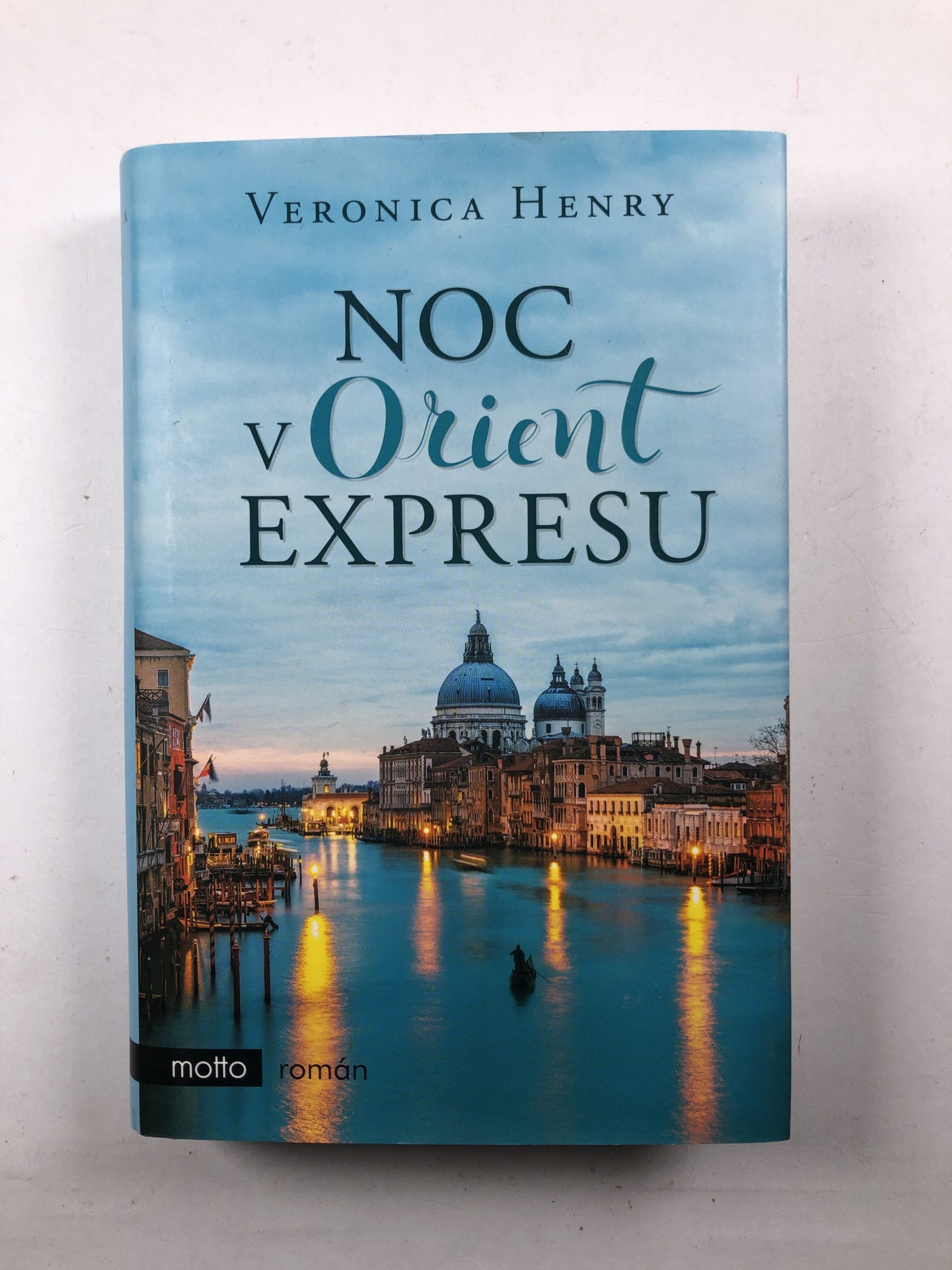 Levně Noc v Orient expresu