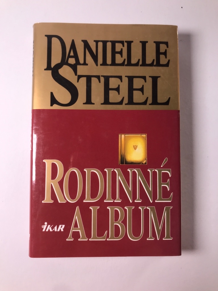 Levně Rodinné album Pevná (1.vydání)