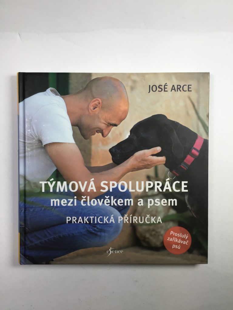 Levně Týmová spolupráce mezi člověkem a psem