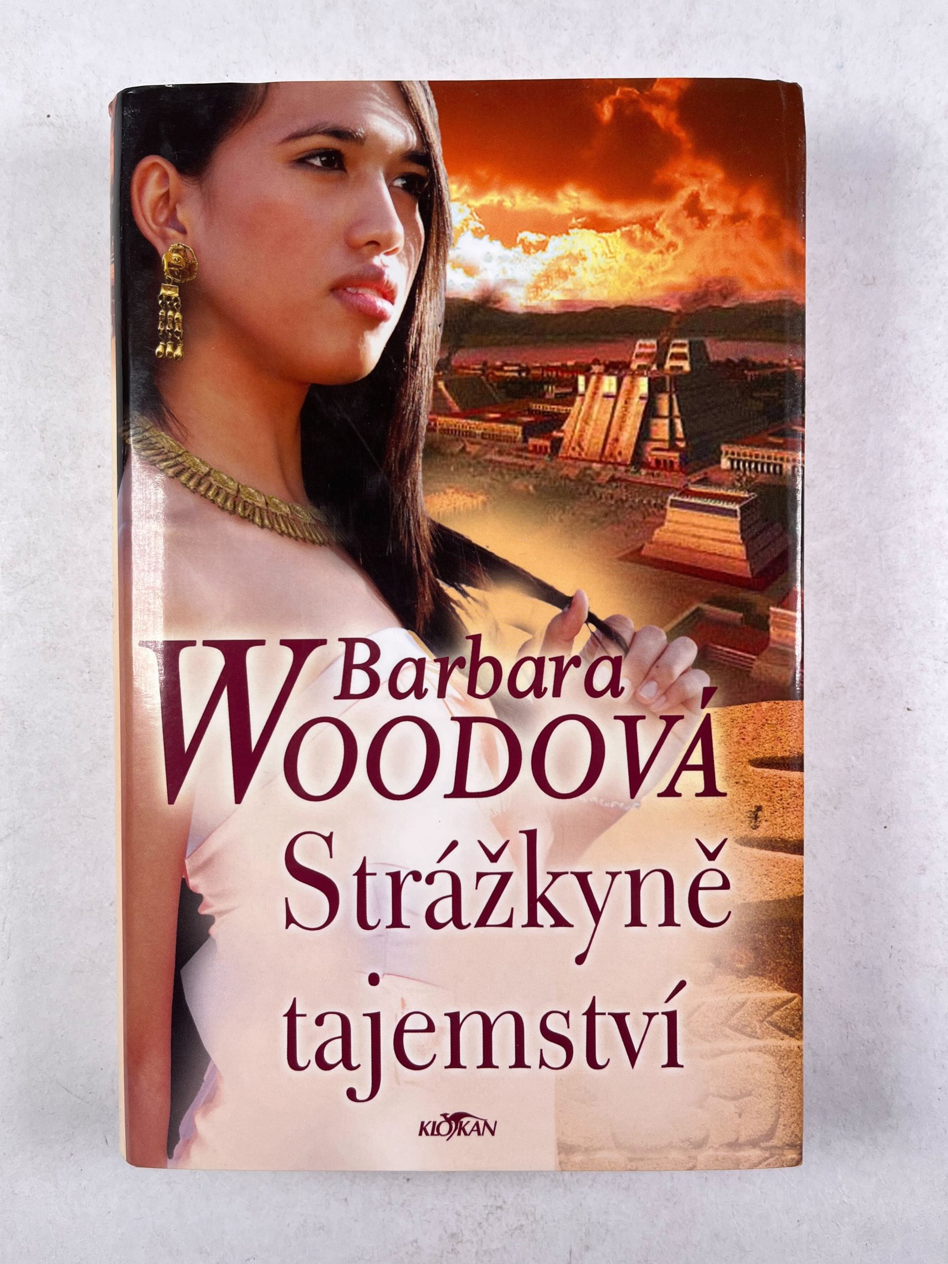 Strážkyně tajemství Pevná (2008)