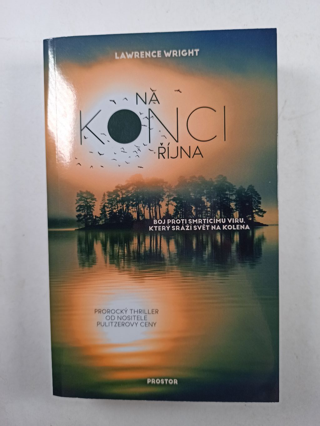 Levně Na konci října