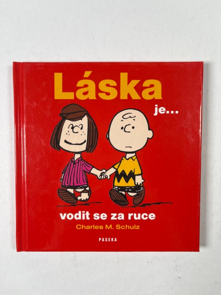 Levně Láska je...vodit se za ruce