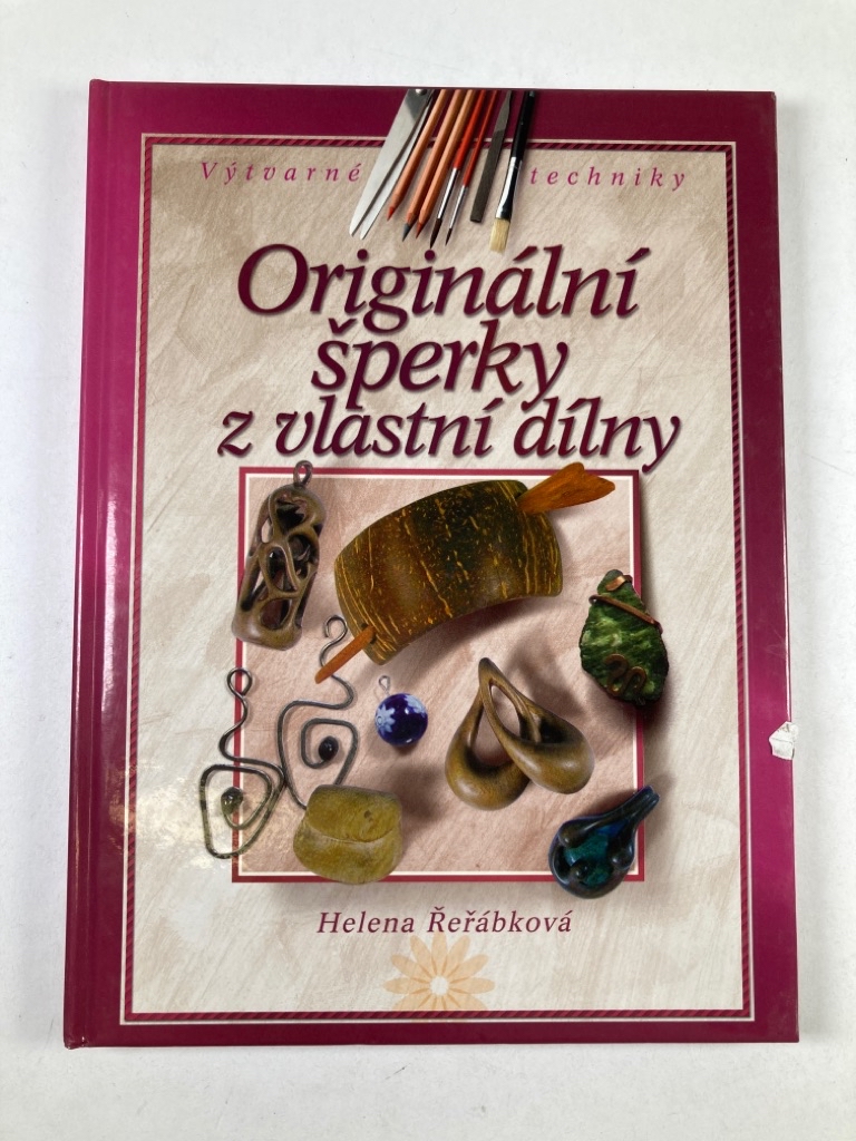 Levně Originální šperky z vlastní dílny