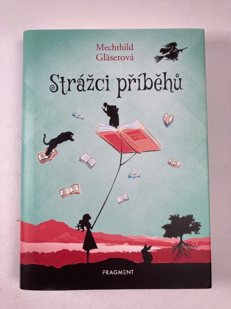Levně Strážci příběhů Pevná (2021)
