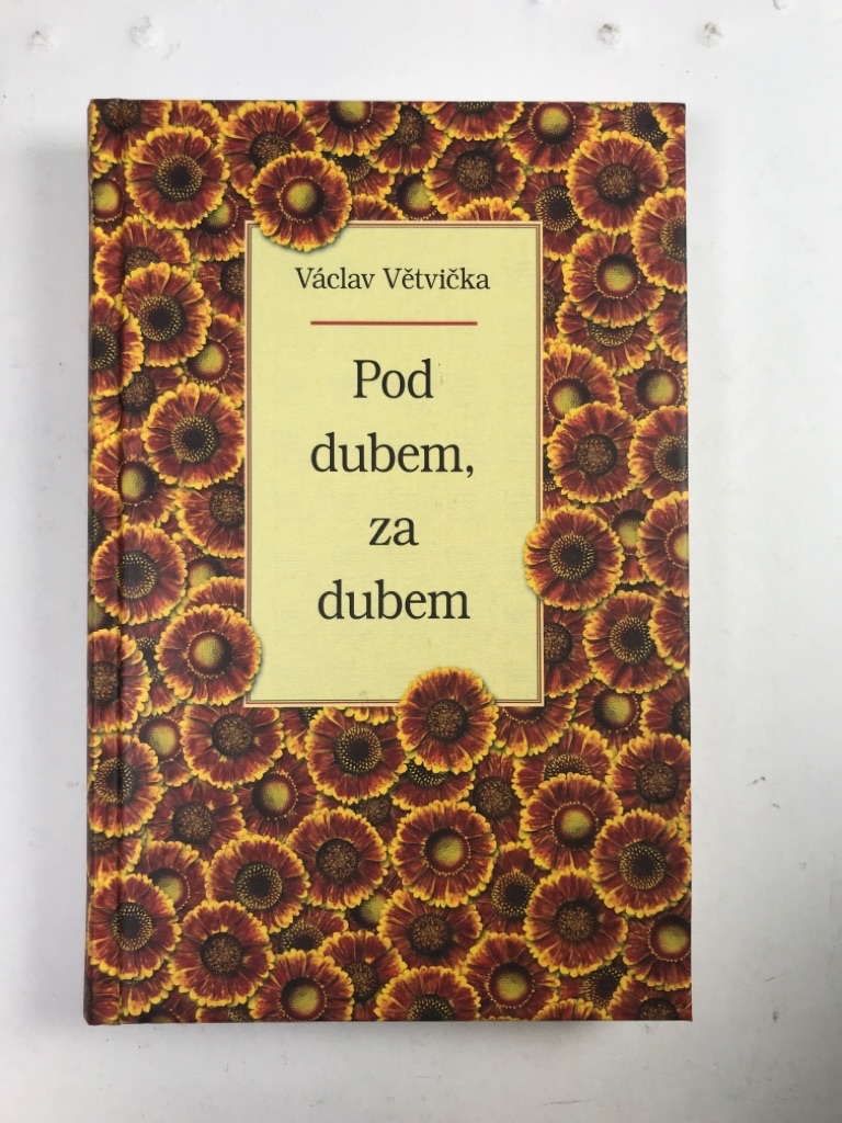 Levně Pod dubem, za dubem