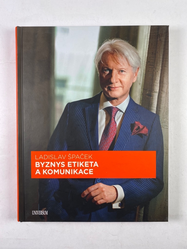 Levně Business etiketa a komunikace Pevná (2021)