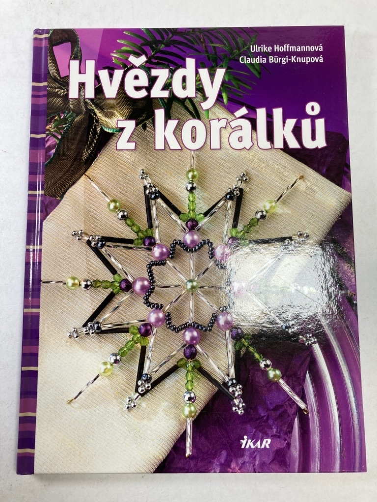 Levně Hvězdy z korálků Pevná (2011)