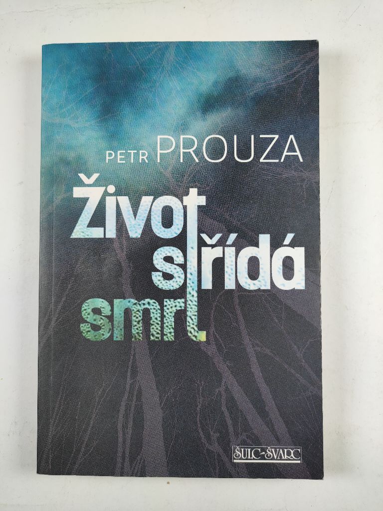 Život střídá smrt Měkká (2015)