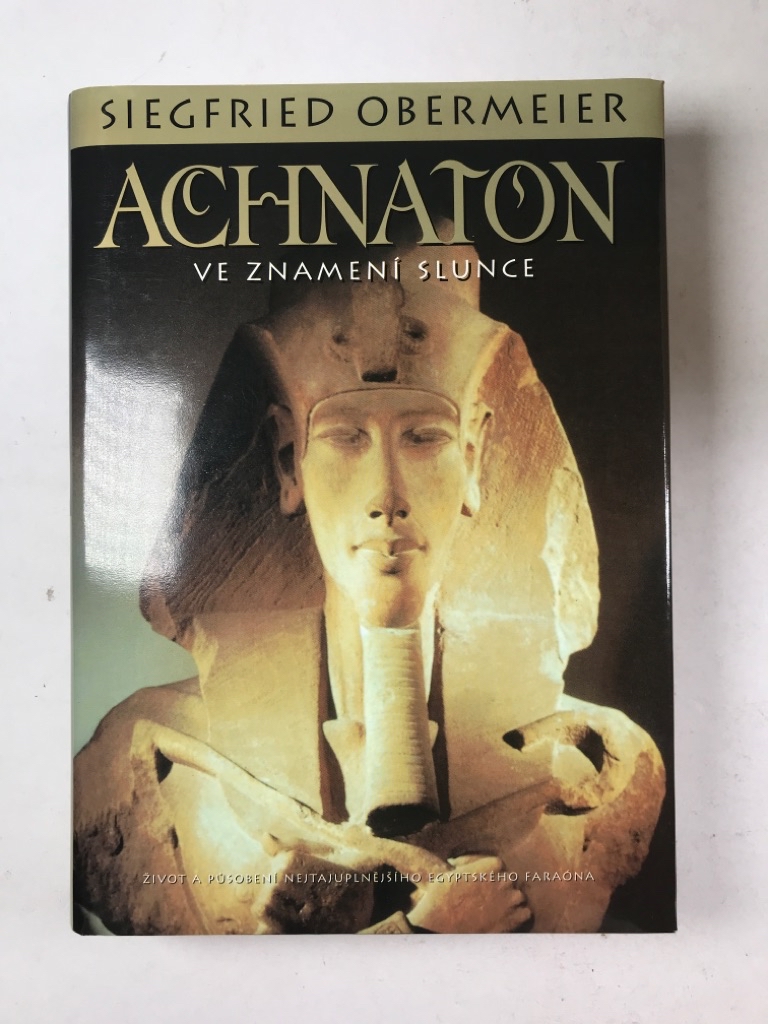 Levně Achnaton: Ve znamení Slunce Pevná (2005)