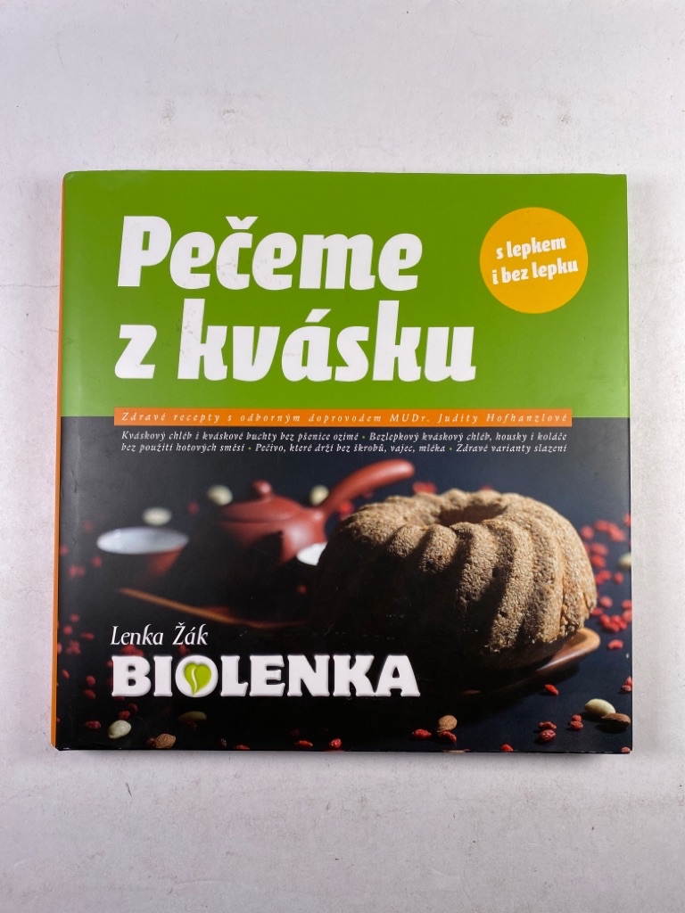 Levně Pečeme z kvásku