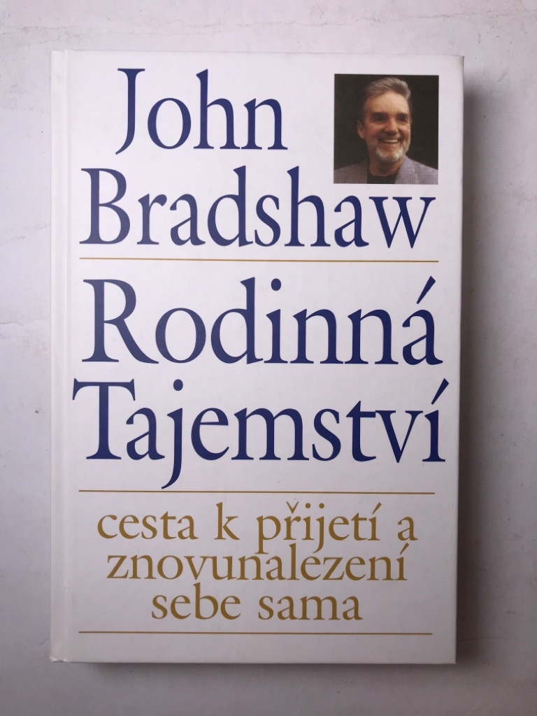 Levně Rodinná tajemství - cesta k přijetí a znovunalezení sebe sama