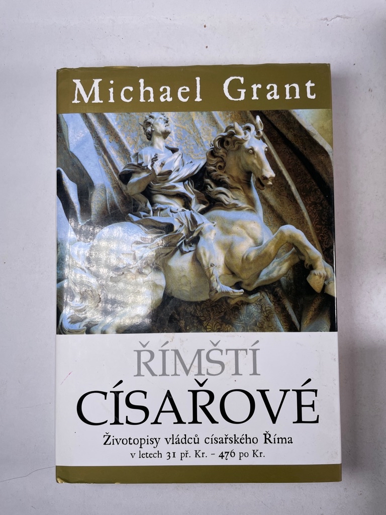 Levně Římští císařové Měkká (2010)