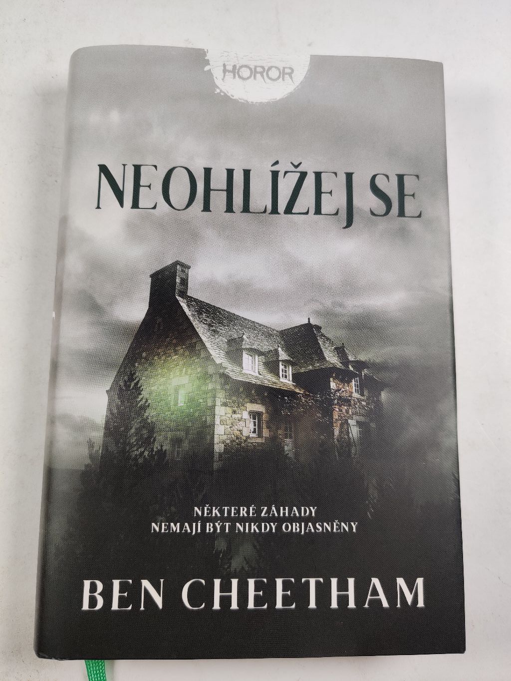 Levně Neohlížej se