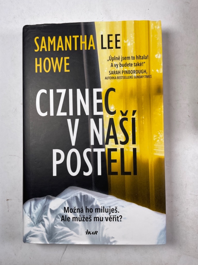 Cizinec v naší posteli Pevná