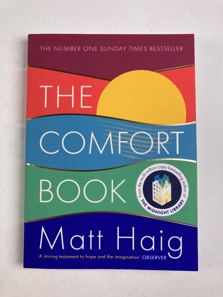 The Comfort Book Pevná (2022)