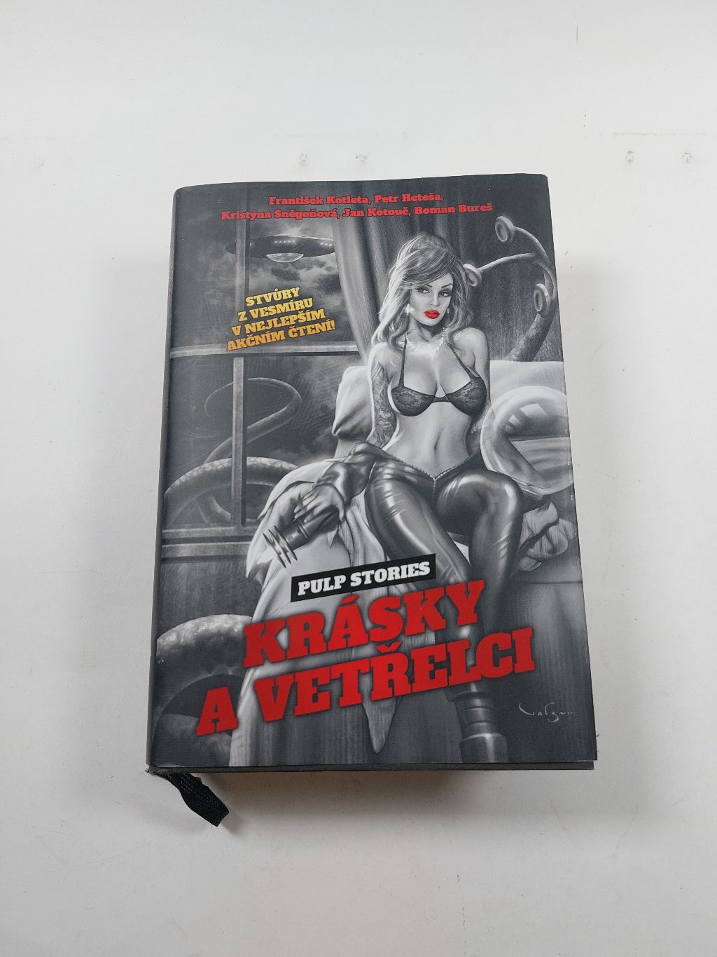 Levně Krásky a vetřelci: Pulp stories