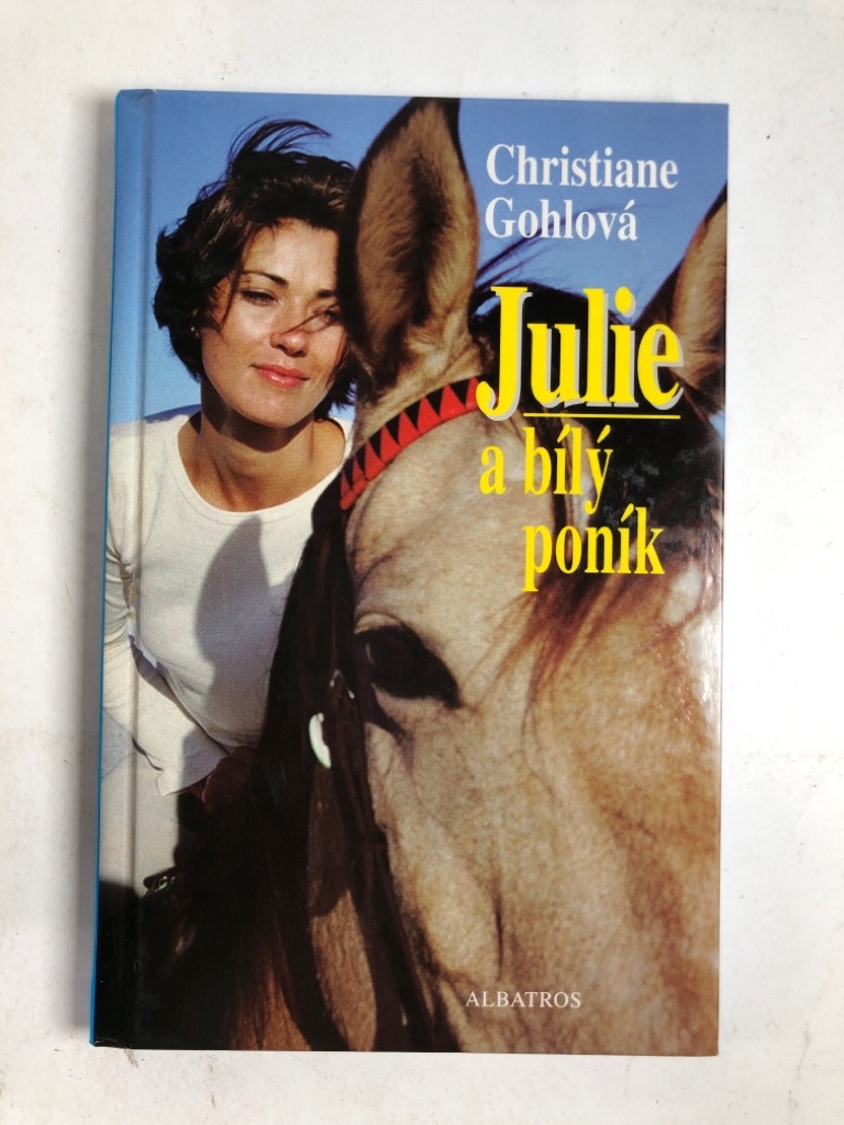 Julie a bílý poník (3) Pevná (2002)