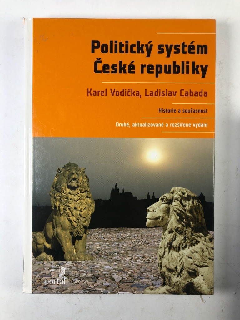 Levně Politický systém České republiky Pevná (2007)