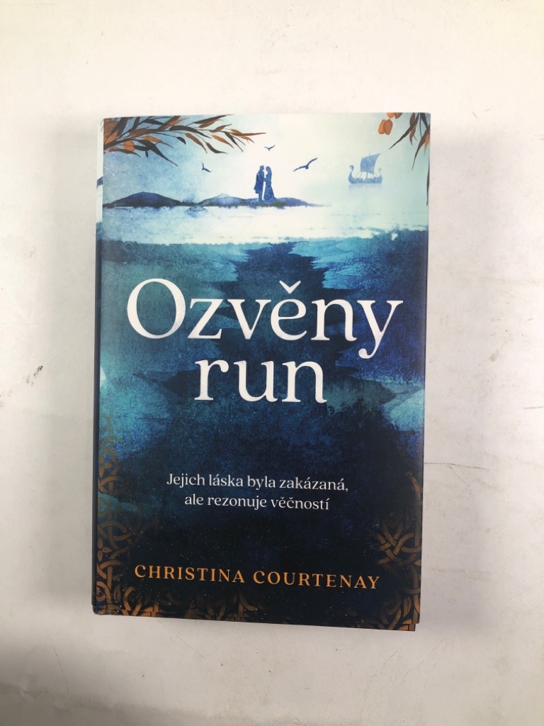 Ozvěny run Pevná