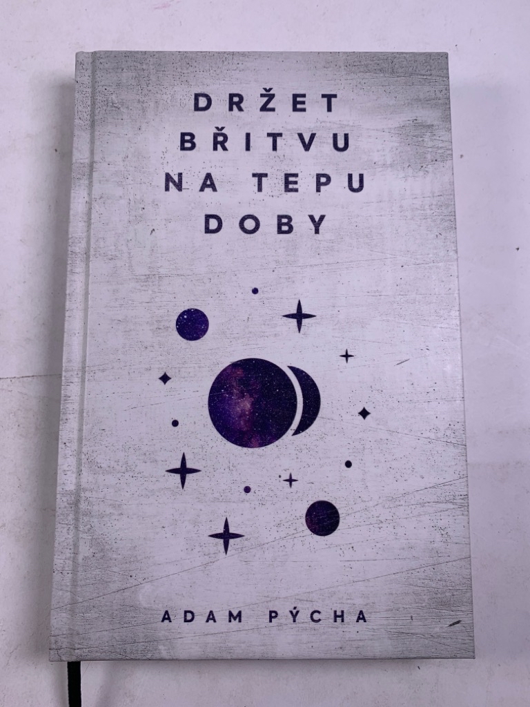 Levně Držet břitvu na tepu doby