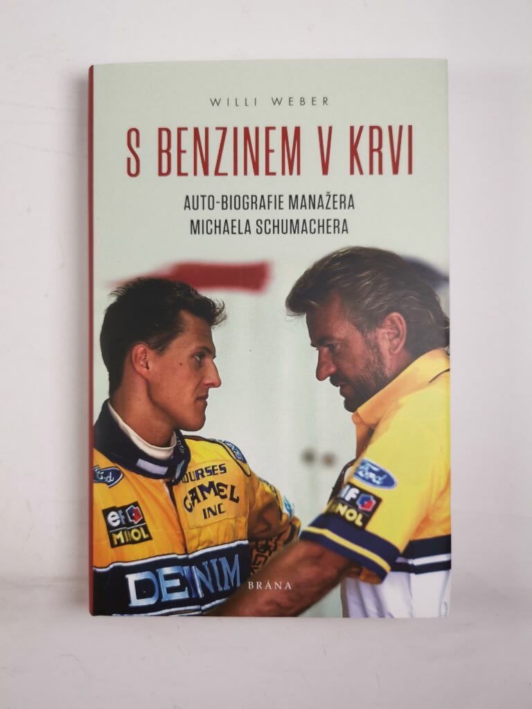 Levně S benzinem v krvi Pevná (2022)