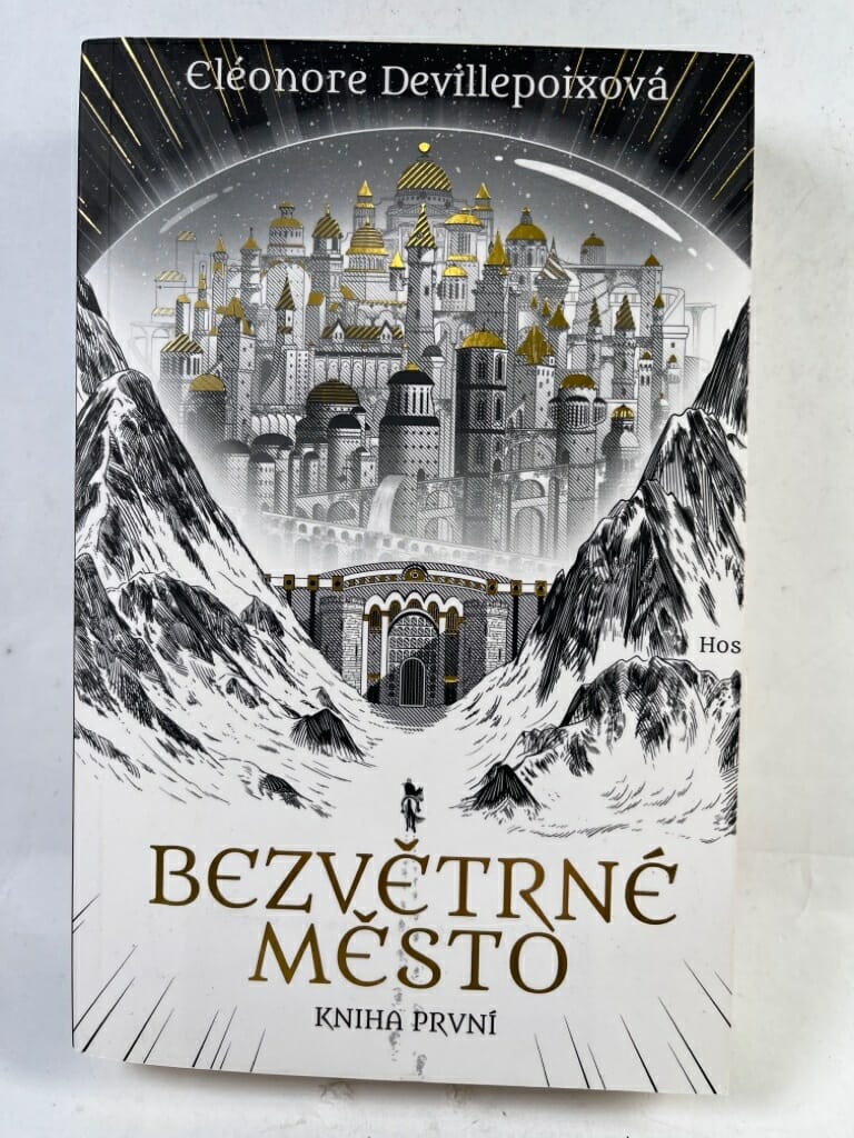 Levně Bezvětrné město - Kniha První