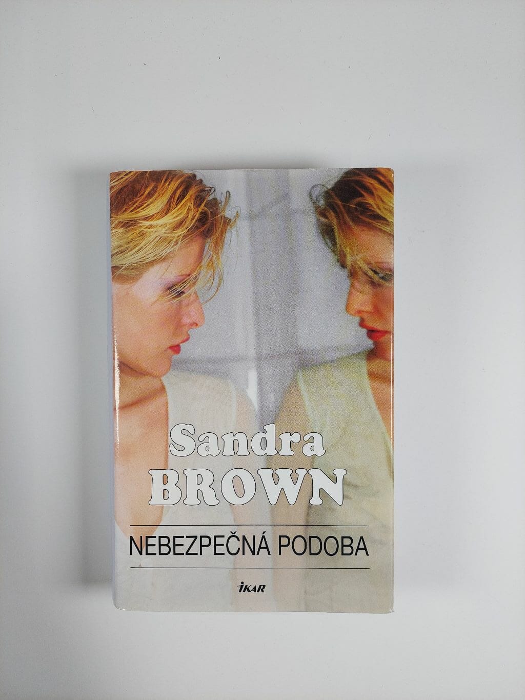 Levně Nebezpečná podoba Pevná (2009)