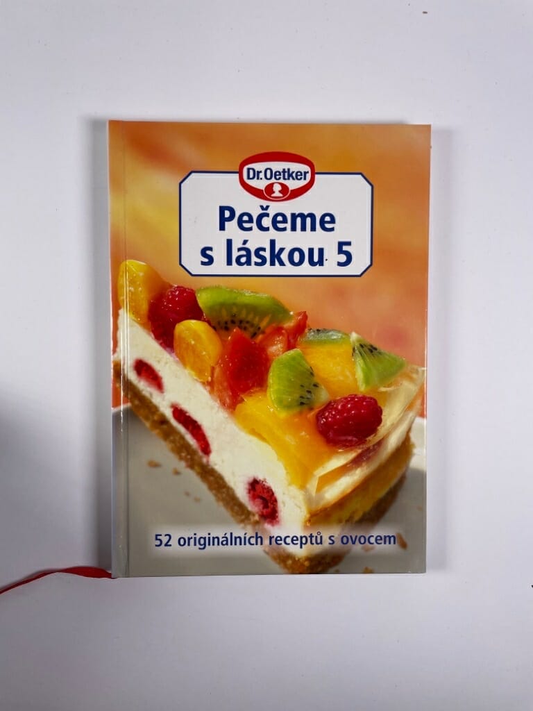 Levně 52 šťavnatých receptů s ovocem